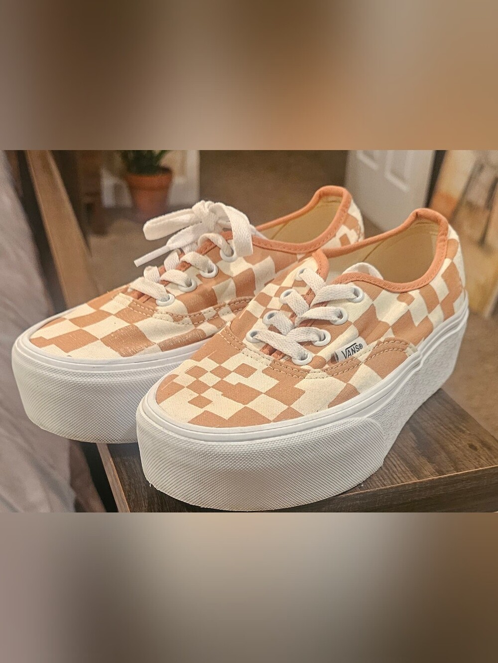 VANS Stacked Platform Low Top Checkered Sneakers Tan/orange & cream Womens 6